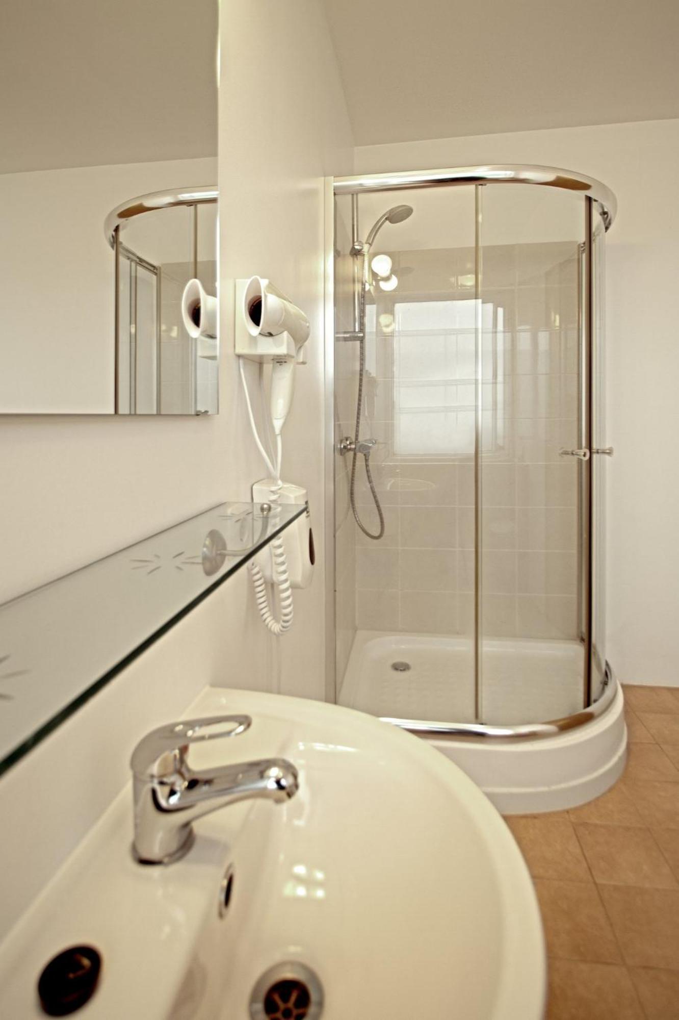 Hotel Post Breiðdalsvík Zewnętrze zdjęcie